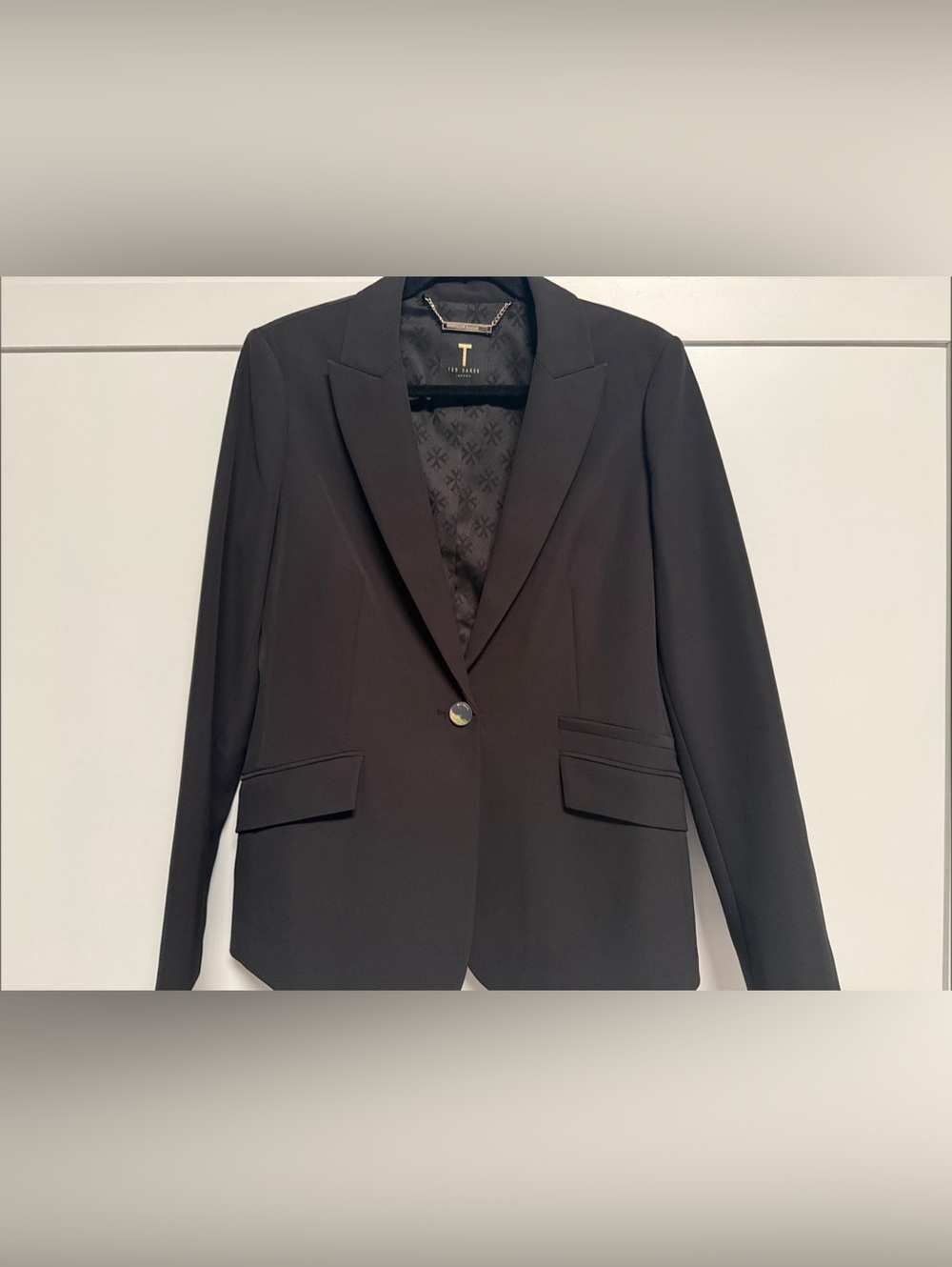 Ted Baker Black Blazer Size 3 Like New